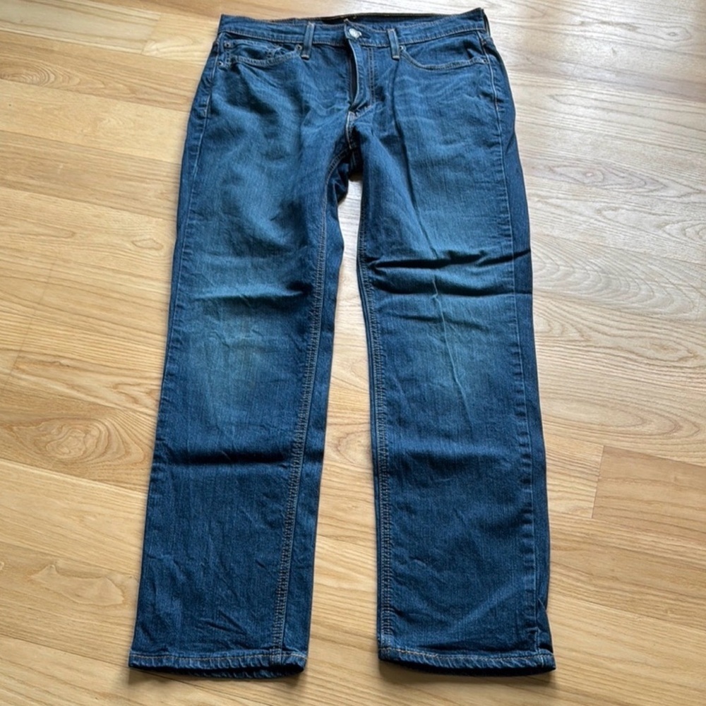 Levi’s 541 32x32 Athletic Fit Dark Wash Denim